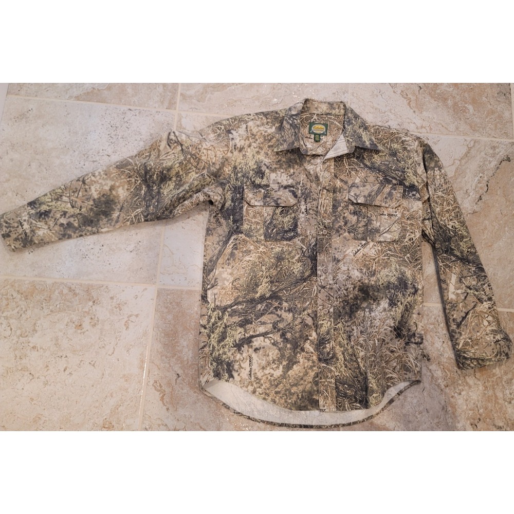Cabela's Zonz Woodlands Camo Hunting Thick Long sleeve button up Size Medium